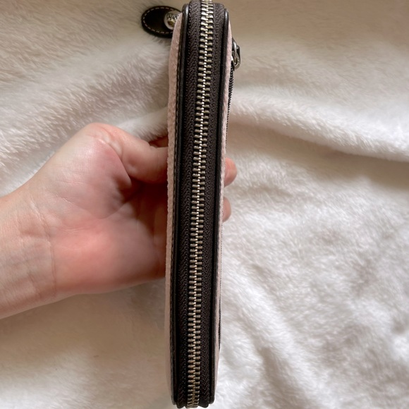 Juicy Couture Y2K vintage velour embroidered zip wallet in pink & brown π©·π€ - Picture 3 of 12